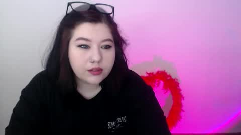 nereia online show from March 4, 8:31 am