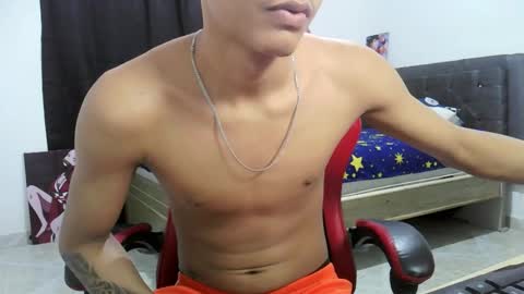 Snapshot of nerek_master chatting on March 2, 7:48 am nerek master online show from March 2, 7:48 am