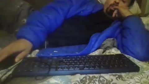 Snapshot of nerfylil2 chatting on April 6, 4:46 am Nerfylil online show from April 6, 4:46 am