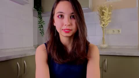Emily online show from May 17, 3:08 pm