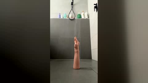 nervnd1 online show from March 13, 4:08 am