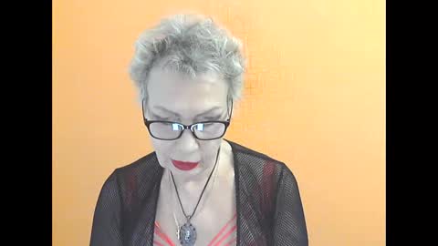 NessyJenixs online show from November 27, 8:38 am