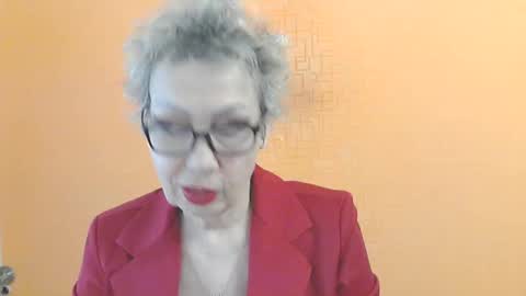 NessyJenixs online show from January 9, 9:12 am