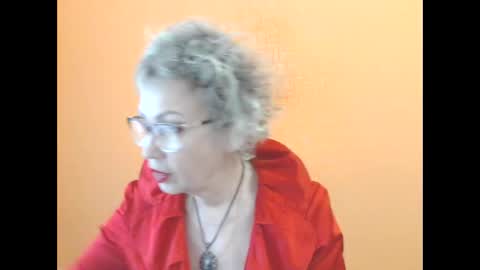NessyJenixs online show from May 5, 7:49 am
