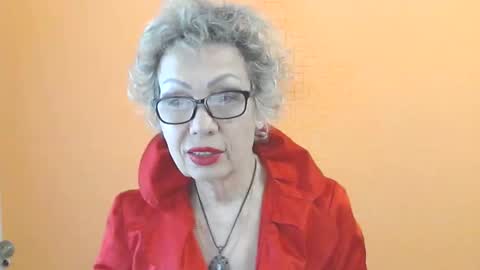 NessyJenixs online show from May 7, 8:09 am