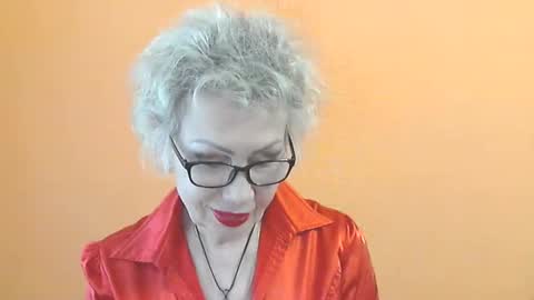 NessyJenixs online show from May 18, 12:55 pm
