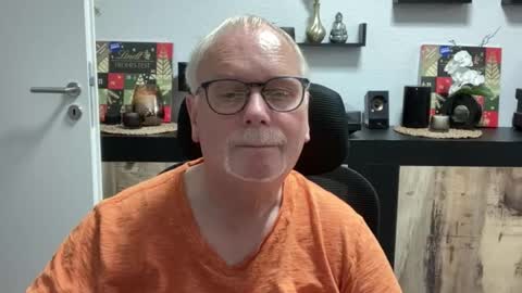 Snapshot of nettermann1968 chatting on October 22, 12:38 pm nettermann1968 online show from October 22, 12:38 pm