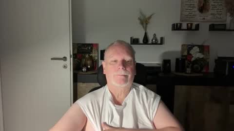 Snapshot of nettermann1968 chatting on November 9, 5:50 am nettermann1968 online show from November 9, 5:50 am