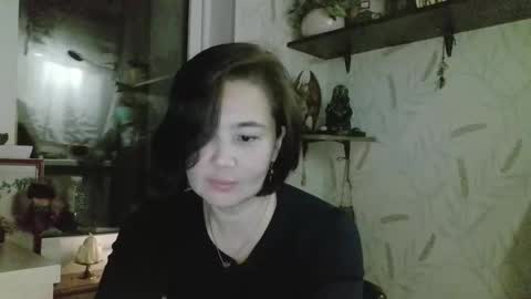 Snapshot of nettie_allie chatting on December 3, 8:40 pm Nettie Allie online show from December 3, 8:40 pm