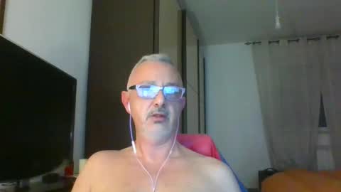 nevenerabis online show from February 18, 2:27 am
