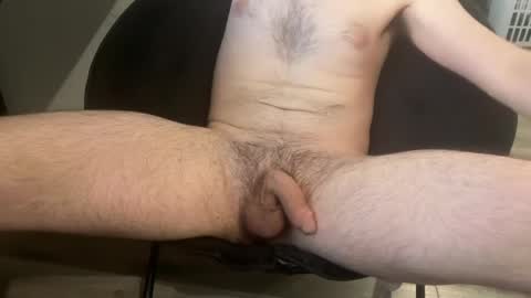 Snapshot of neverbeenhornyb4 chatting on April 9, 12:10 am neverbeenhornyb4 online show from April 9, 12:10 am