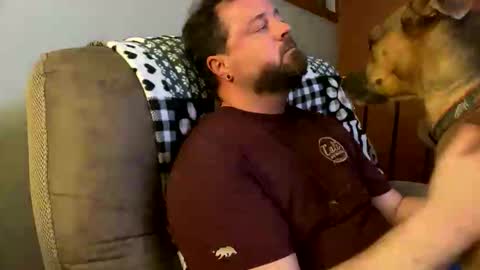 Snapshot of neverwinter44 chatting on March 16, 3:45 am neverwinter44 online show from March 16, 3:45 am