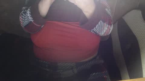 Snapshot of new_milf chatting on September 30, 2:27 am Lilly  online show from September 30, 2:27 am