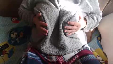 Snapshot of new_milf chatting on October 5, 7:17 am Lilly  online show from October 5, 7:17 am