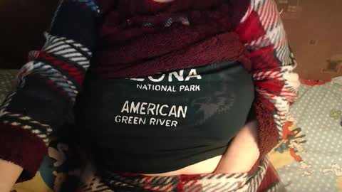 Snapshot of new_milf chatting on October 7, 3:25 am Lilly  online show from October 7, 3:25 am