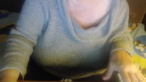 Snapshot of new_milf chatting on October 10, 2:54 am Lilly  online show from October 10, 2:54 am