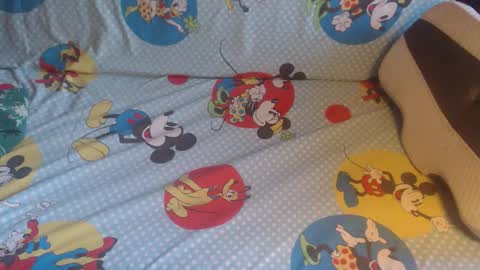 Snapshot of new_milf chatting on October 23, 2:38 pm Lilly  online show from October 23, 2:38 pm