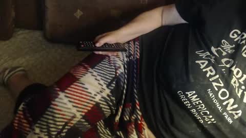 Snapshot of new_milf chatting on October 28, 3:43 am Lilly  online show from October 28, 3:43 am