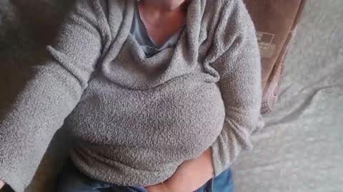 Lilly  online show from January 12, 12:21 pm