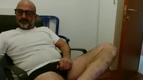 simi online show from October 18, 12:06 pm