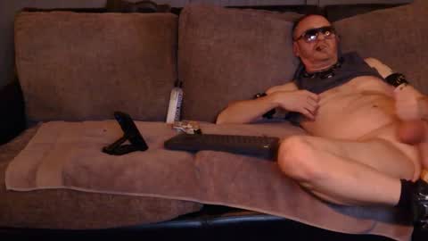 Snapshot of newfun11 chatting on February 26, 5:45 pm newfun11 online show from February 26, 5:45 pm