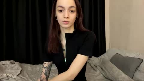 Snapshot of newproject_ chatting on March 1, 4:47 am Nova online show from March 1, 4:47 am