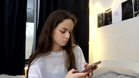 Snapshot of newproject_ chatting on October 27, 6:12 pm Nova online show from October 27, 6:12 pm