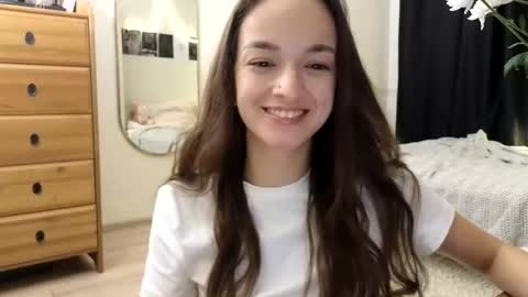 Snapshot of newproject_ chatting on November 5, 4:18 pm Nova online show from November 5, 4:18 pm