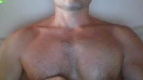 newtyguy90 online show from June 18, 6:02 am