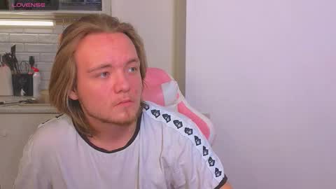 nexxxusme online show from March 27, 10:20 pm