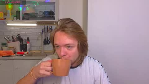 nexxxusme online show from March 29, 10:32 pm