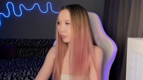 Mina online show from February 25, 2:00 pm