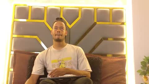 Snapshot of neytanmalcon chatting on November 5, 8:20 pm neytanmalcon online show from November 5, 8:20 pm