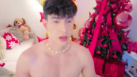   online show from January 6, 8:45 pm