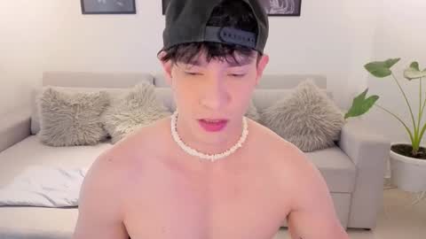   online show from March 20, 8:57 pm