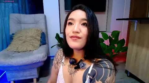 Valery Gonzales online show from June 17, 4:04 am