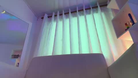 Snapshot of nezo_ chatting on September 29, 11:59 am  Angie   Instagram  angie julianac add me online show from September 29, 11:59 am