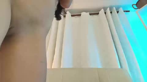  Angie   Instagram  angie julianac add me online show from November 10, 11:26 pm