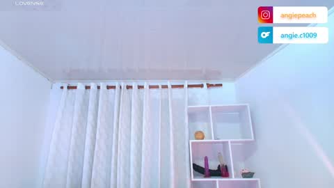  Angie   Instagram  angie julianac add me online show from June 9, 2:45 am