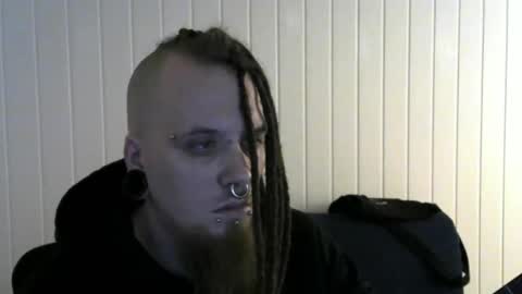 Snapshot of nezvers chatting on January 10, 8:04 pm YouPick online show from January 10, 8:04 pm