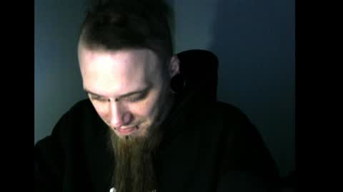 Snapshot of nezvers chatting on March 6, 3:46 am YouPick online show from March 6, 3:46 am