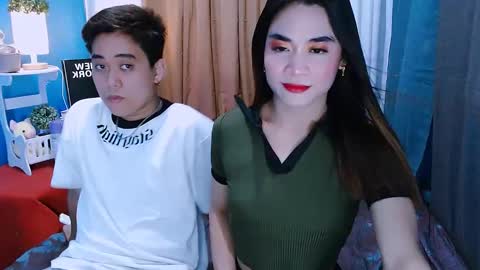 Snapshot of nhics_and_hades chatting on December 12, 1:17 pm nhics and hades online show from December 12, 1:17 pm