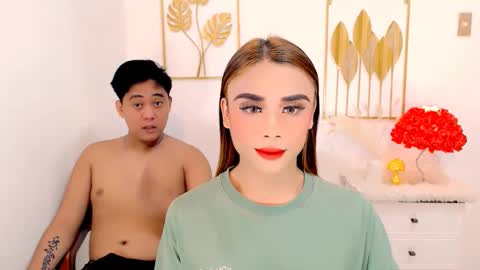 Snapshot of nhics_and_hades chatting on February 23, 1:24 am nhics and hades online show from February 23, 1:24 am