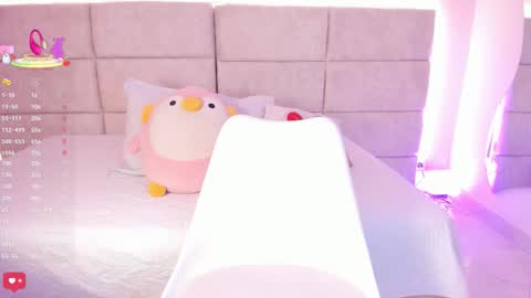 Nia online show from January 12, 11:59 am