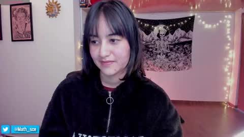 Nia online show from October 8, 5:43 pm