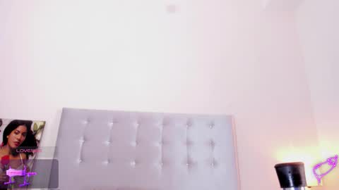 N I A online show from November 22, 11:37 pm