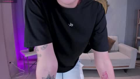 SQUIRTER DOLL    online show from December 16, 7:08 pm