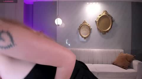 SQUIRTER DOLL    online show from February 19, 6:48 pm