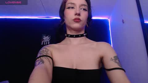  niakat  online show from December 17, 1:18 am