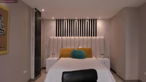 Call me Nia  online show from September 21, 4:52 pm